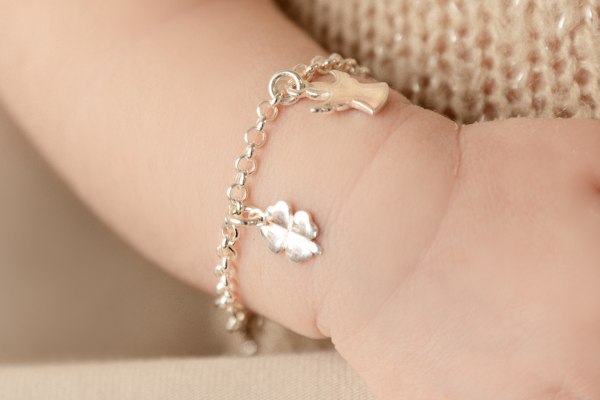 baby bedelarmbandje zilver 