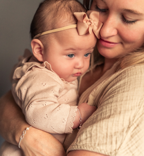 KAYA sieraden Eerste armbandje baby 'Parel'