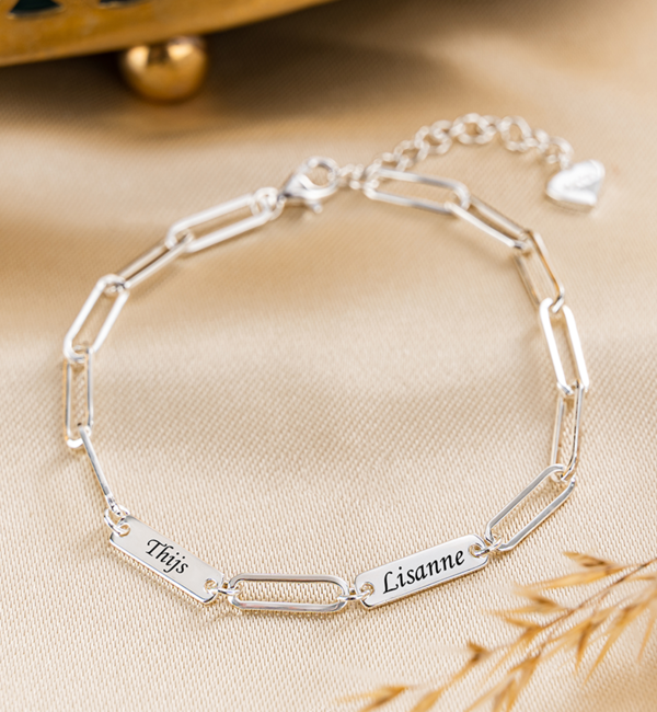 KAYA sieraden Gepersonaliseerde Schakelarmband met 2 Namen 'Closed Forever'